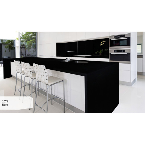 Широкоформатна панель HPL Nero 2071