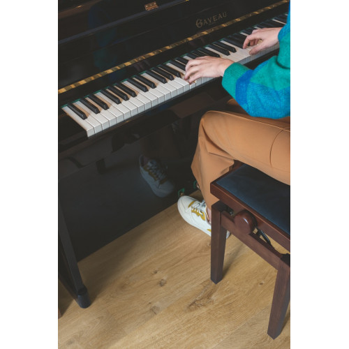 Виниловое покрытие Quick-Step BLOOM Дуб хлопок натуральный AVMPU40104 (5+1мм)