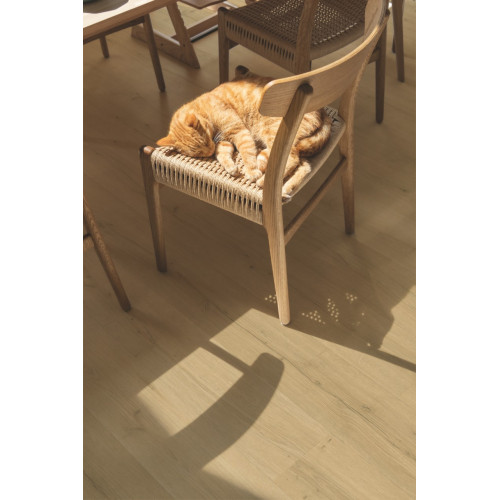 Вінілове покриття Quick-Step BLOOM Дуб шліфований бежевий AVMPU40319 (5+1мм)