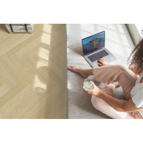 Вінілове покриття Quick-Step Pristine Herringbone (ялинка) Serene oak light natural SGHBC20331 (2,5 мм)