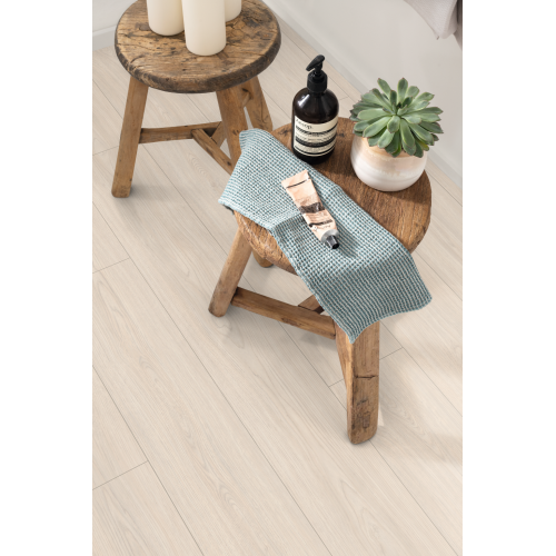 Ламінат Egger NatureSense Aqua+ 8/32 Classic EL2150 Дуб Казелла білий